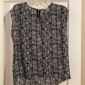 Black and White Top